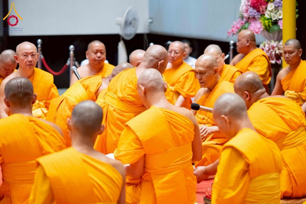 ภาพ No.277833:วันเสาร์ที่ 6 ธันวาคม พ.ศ. 2568 พิธีบรรพชาอุปสมบทและพิธีถวายบาตร โครงการอุปสมบทบูชาธรรมมหาปูชนียาจารย์ ประจำปี พ.ศ.2568 โครงการบวชพระนานาชาติ AEC และ WAB รุ่น CEO (นักบริหาร) รุ่นที่ 5 ณ มหาธรรมกายเจดีย์ วัดพระธรรมกาย