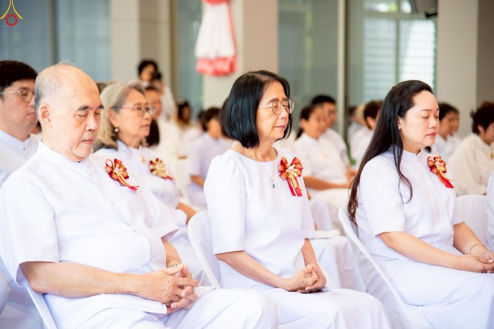 ภาพ No.249290:วันที่ 20 กันยายน พ.ศ. 2568 พิธีประดิษฐานรูปหล่อหลวงปู่วัดปากน้ำ ภาษีเจริญ ณ วิหารพระมงคลเทพมุนี (สด จนฺทสโร) ศูนย์ปฏิบัติธรรมภูเก็ต จ.ภูเก็ต