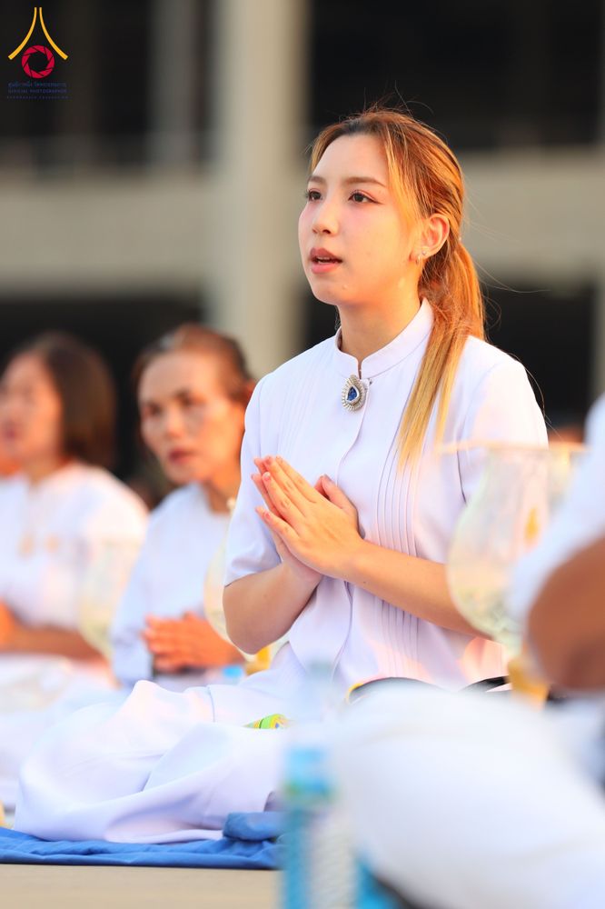 ภาพ No.307199:วันที่ 31 มกราคม พ.ศ. 2569  พิธีจุดประทีปธรรมถวายเป็นพุทธบูชา  และบูชาธรรมมหาปูชนียาจารย์ (ภาพชุดที่ 1) ณ วัดพระธรรมกาย ปทุมธานี ในโครงการธรรมยาตรา กตัญญูบูชา มหาปูชนียาจารย์ พระมงคลเทพมุนี(สด จนฺทสโร) พระผู้ปราบมาร อนุสรณ์สถาน 7 แห่ง ปีที่ 14