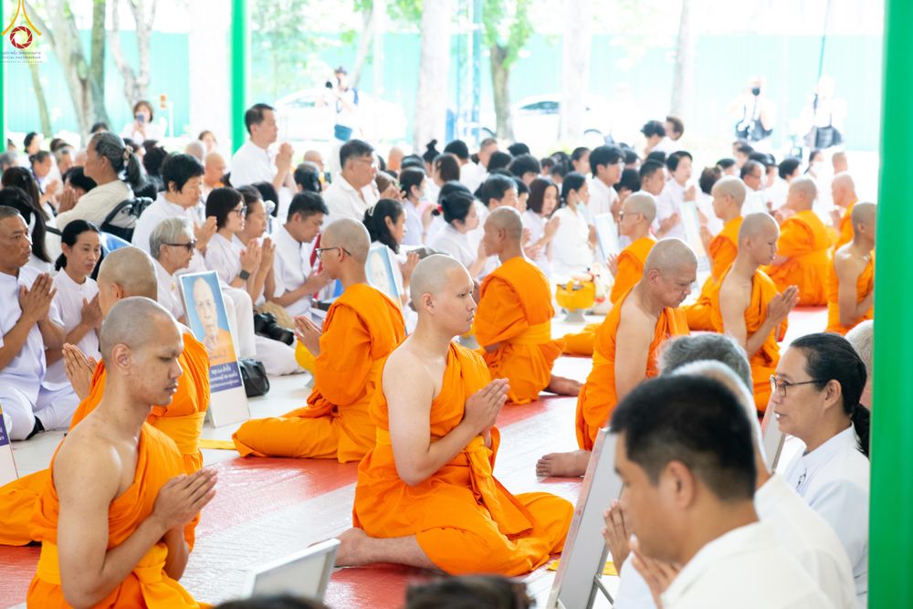 ภาพ No.335344:วันเสาร์ที่ 13 มิถุนายน พ.ศ.2569 พิธีขอบรรพชา , พิธีขอสรณคมน์และศีล , พิธีถวายบาตร , พิธีอุปสมบท โครงการอุปสมบทหมู่ผู้บริหาร รุ่นที่ 16 , โครงการอุปสมบทหมู่ธรรมทายาท  ระดับอุดมศึกษา รุ่นที่ 53 (ภาคฤดูฝน) ณ โบสถ์พระไตรปิฏก วัดพระธรรมกาย