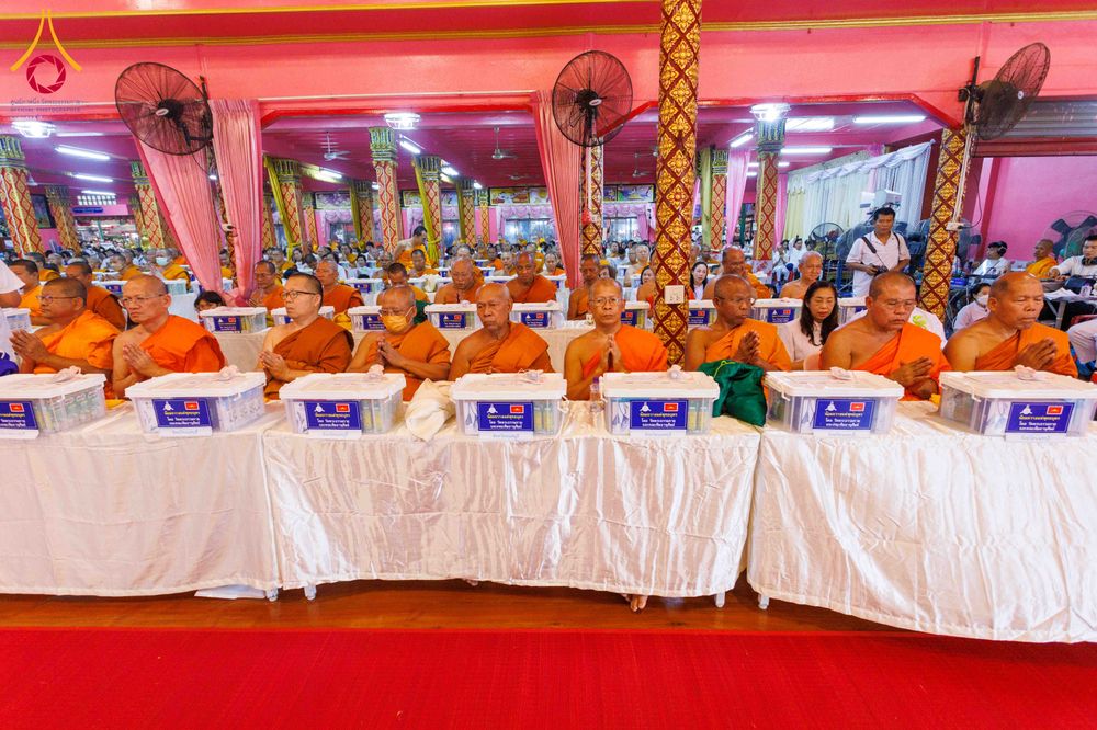 ภาพ No.298315:วันที่ 17 มกราคม พ.ศ. 2569  พิธีเจริญพระพุทธมนต์ ปฏิบัติธรรม มอบทุนการศึกษา ถวายสังฆทาน 109 วัด โครงการธรรมยาตราปีที่ 14 ณ วัดตะเคียน อำเภอบางกรวย จังหวัดนนทบุรี