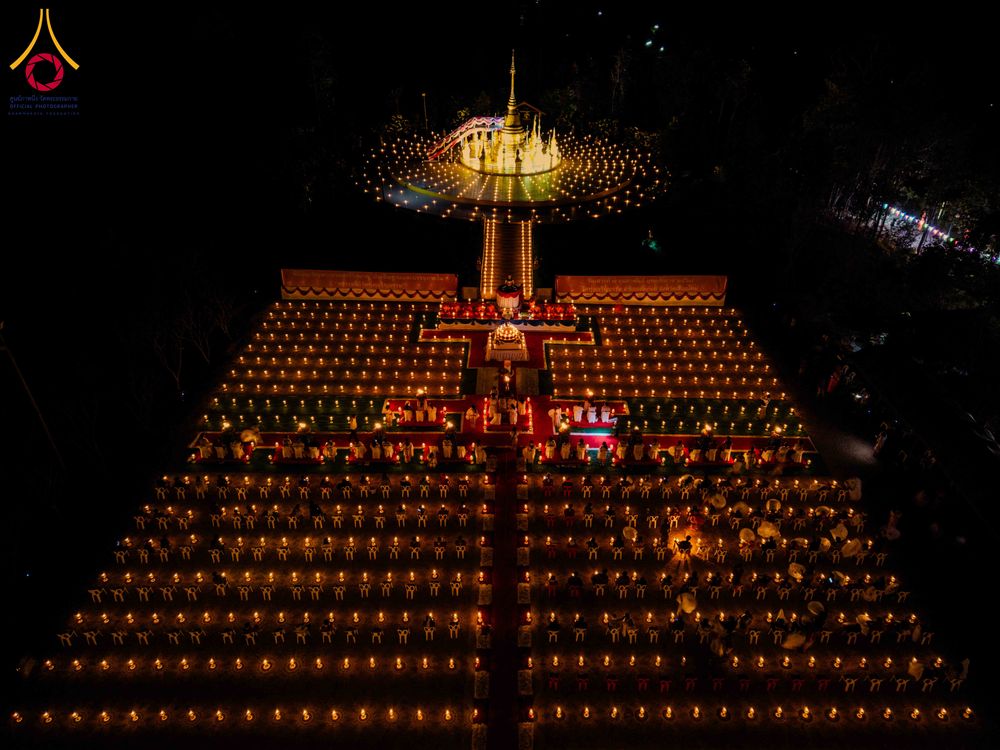 ภาพ No.309119:วันศุกร์ที่ 6 กุมภาพันธ์ พ.ศ.2569 พิธีจุดประทีปโคมลาน ปล่อยโคมลอยถวายเป็นพุทธบูชา  ณ ลานธรรมเจดีย์วัดทุ่งเจริญธรรม อ.อมก๋อย จ.เชียงใหม่