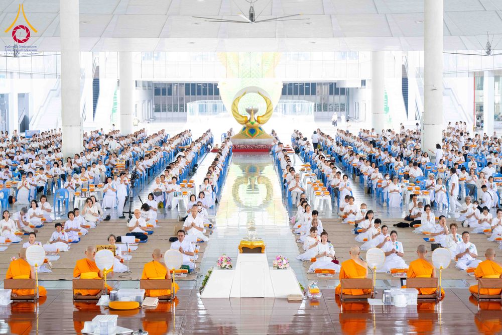 ภาพ No.326713:วันที่ 1 พฤษภาคม พ.ศ.2569 พิธีบุพเปตพลี ครั้งที่ 181 ร่วมอุทิศบุญแด่หมู่ญาติที่ล่วงลับไปแล้ว และสืบทอดอายุพระพุทธศาสนา ณ หอฉันคุณยายอาจารย์ฯ วัดพระธรรมกาย