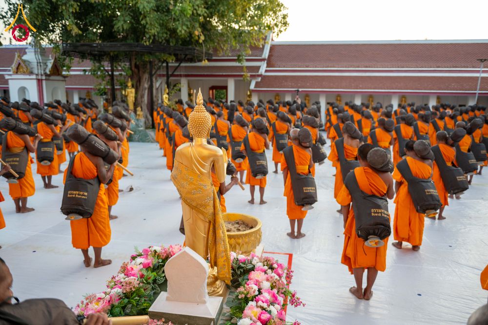 ภาพ No.294675:วันอาทิตย์ที่ 14 ธันวาคม พ.ศ.2568 พระธรรมยาตราปฏิบัติธรรมและถ่ายภาพหมู่ประวัติศาสตร์ ณ วัดสองพี่น้อง ต.ต้นตาล อ.สองพี่น้อง จ.สุพรรณบุรี ในโครงการธรรมยาตรา กตัญญูบูชา มหาปูชนียาจารย์ พระมงคลเทพมุนี(สด จนฺทสโร) พระผู้ปราบมาร อนุสรณ์สถาน 7 แห่ง ปีที่ 14