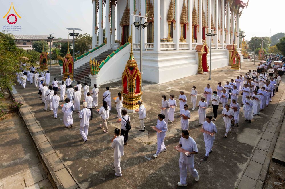 ภาพ No.300340:วันที่ 22 มกราคม พ.ศ. 2569 พิธีทอดผ้าป่าทำนุบำรุงศาสนสถาน ณ วัดรางกำหยาด ต.บางภาษี อ.บางเลน จ.นครปฐม ในโครงการธรรมยาตรา กตัญญูบูชา มหาปูชนียาจารย์ พระมงคลเทพมุนี(สด จนฺทสโร) พระผู้ปราบมาร อนุสรณ์สถาน 7 แห่ง ปีที่ 14