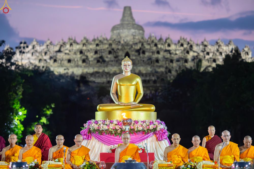 ภาพ No.331937:วันอาทิตย์ที่ 31 พฤษภาคม พ.ศ. 2569 สมาคมมหานิกายอินโดนีเซีย (MBMI) , สมาคมวาลูบี้ (WALUBI) , มูลนิธิธรรมกาย , การท่องเที่ยวและการบินแห่งอินโดนีเซีย (injourney destinations) , สหภาพพระธรรมทูตไทยในอินโดนีเซีย-แอฟริกา และเครือข่าย คณะสงฆ์มหายาน , วัชรยาน แล