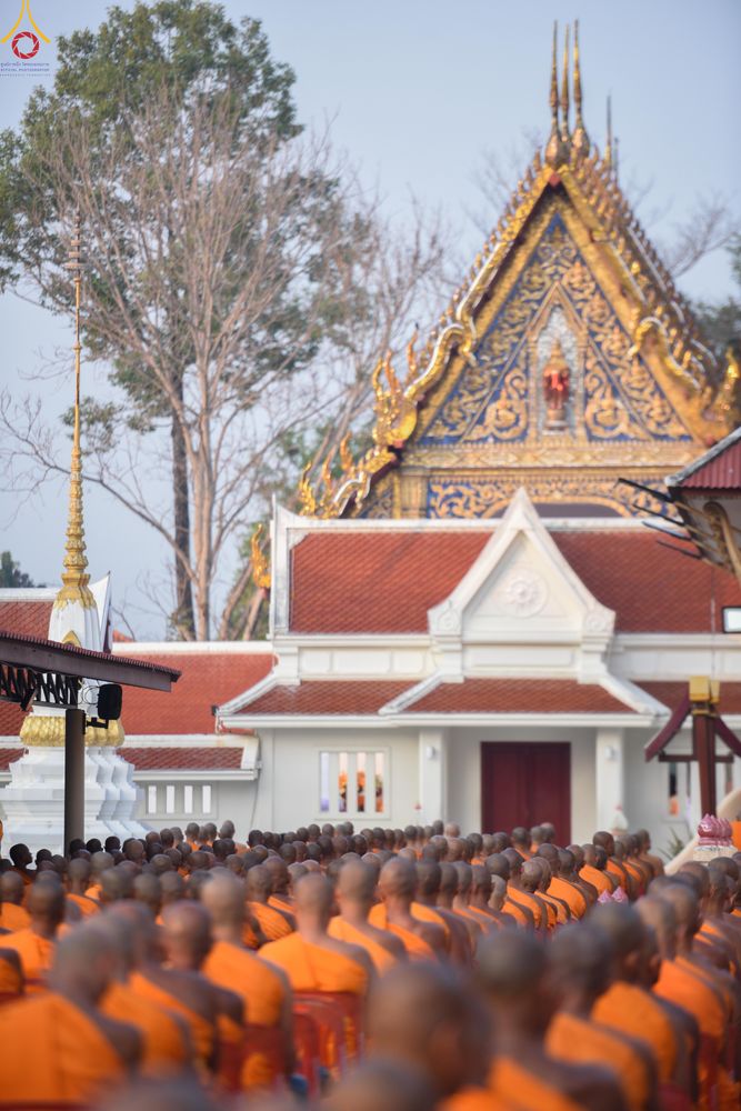 ภาพ No.297545:วันที่ 18 มกราคม พ.ศ. 2569 พิธีตักบาตรพระธรรมยาตรา ณ วัดโบสถ์บน ต.บางคูเวียง จ.นนทบุรี อนุสรณ์สถานลำดับที่ 4 สถานที่เกิดด้วยกายธรรม ในโครงการธรรมยาตรา กตัญญูบูชา มหาปูชนียาจารย์ พระมงคลเทพมุนี(สด จนฺทสโร) พระผู้ปราบมาร อนุสรณ์สถาน 7 แห่ง ปีที่ 14