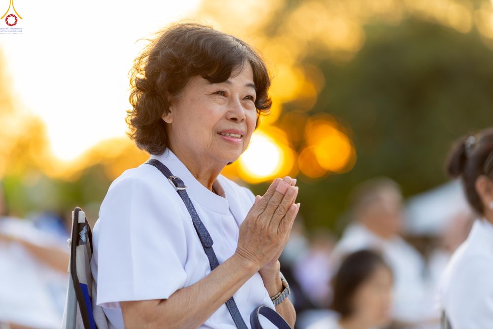 ภาพ No.292211:วันที่ 10 มกราคม พ.ศ. 2569 พิธีจุดประทีปถวายเป็นพุทธบูชา และบูชาธรรมมหาปูชนียาจารย์  ณ อนุสรณ์สถานคลองบางนางแท่น อ.สามพราน จ.นครปฐม ในโครงการธรรมยาตรา กตัญญูบูชา มหาปูชนียาจารย์ พระมงคลเทพมุนี(สด จนฺทสโร) พระผู้ปราบมาร อนุสรณ์สถาน 7 แห่ง ปีที่ 14