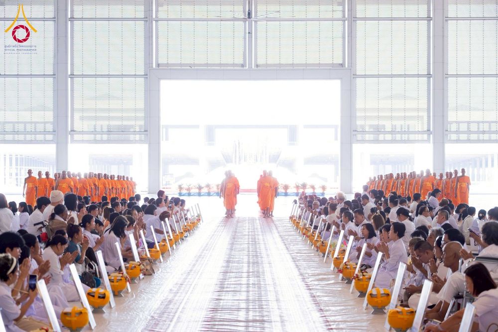 ภาพ No.277780:วันเสาร์ที่ 6 ธันวาคม พ.ศ. 2568 พิธีบรรพชาอุปสมบทและพิธีถวายบาตร โครงการอุปสมบทบูชาธรรมมหาปูชนียาจารย์ ประจำปี พ.ศ.2568 โครงการบวชพระนานาชาติ AEC และ WAB รุ่น CEO (นักบริหาร) รุ่นที่ 5 ณ มหาธรรมกายเจดีย์ วัดพระธรรมกาย