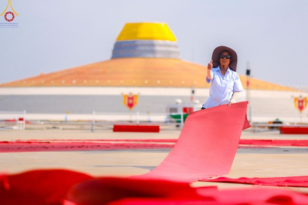ภาพ No.208134:V.55 สารพัดV สารพัดดี ที่วัดพระธรรมกาย ในโครงการธรรมยาตรา กตัญญูบูชา มหาปูชนียาจารย์ พระมงคลเทพมุนี (สด จนฺทสโร) พระผู้ปราบมาร อนุสรณ์สถาน 7 แห่ง ปีที่ 13 ระหว่างวันที่ 2-31 มกราคม พ.ศ. 2568