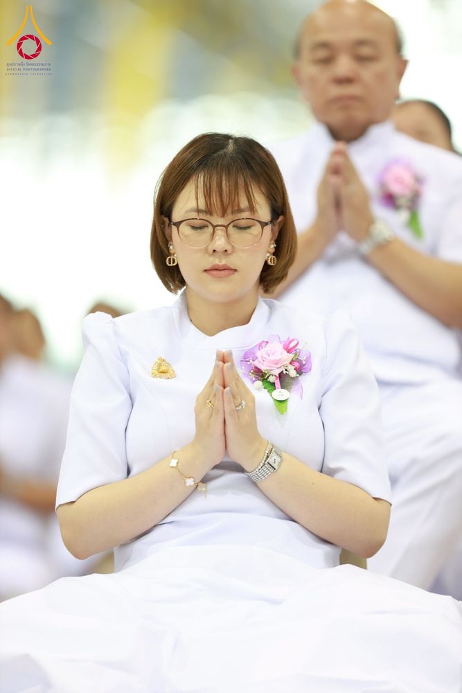 ภาพ No.258180:วันอาทิตย์ที่ 5 ตุลาคม พ.ศ. 2568 พิธีบูชาข้าวพระ ณ สภาธรรมกายสากล วัดพระธรรมกาย