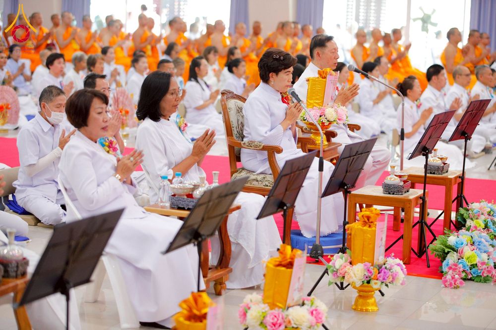 ภาพ No.274996:วันอาทิตย์ที่ 30 พฤศจิกายน พ.ศ. 2568 พิธีทอดผ้าป่า "สร้างองค์พระเจดีย์เพื่อสร้างสันติภาพโลก" ณ ศูนย์ปฏิบัติธรรมระยอง (บ้านช่องลม)