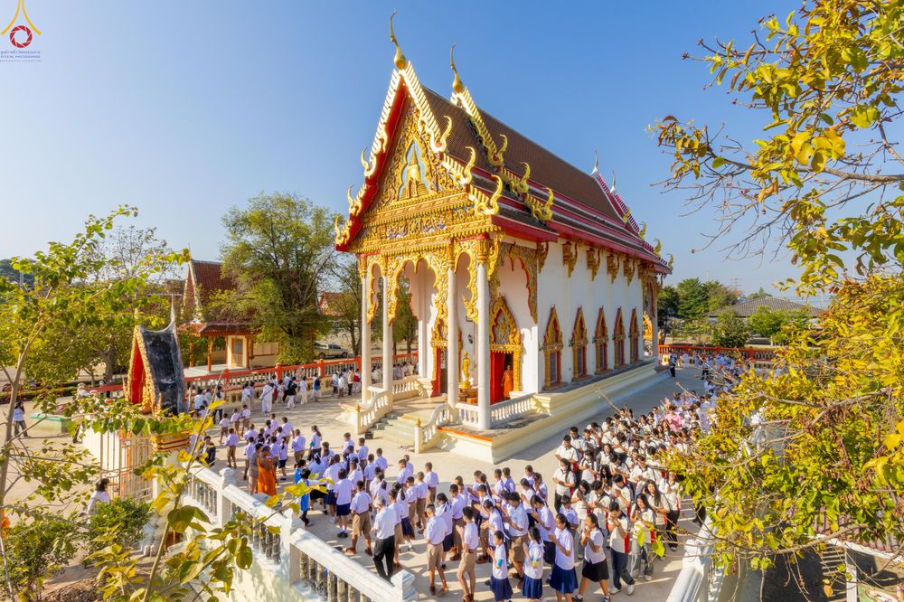 ภาพ No.293351:วันที่ 12 มกราคม พ.ศ. 2569 พิธีทอดผ้าป่าทำนุบำรุงศาสนสถาน ณ วัดผาสุการาม อ.บางเลน จ.นครปฐม ในโครงการธรรมยาตรา กตัญญูบูชา มหาปูชนียาจารย์ พระมงคลเทพมุนี(สด จนฺทสโร) พระผู้ปราบมาร อนุสรณ์สถาน 7 แห่ง ปีที่ 14