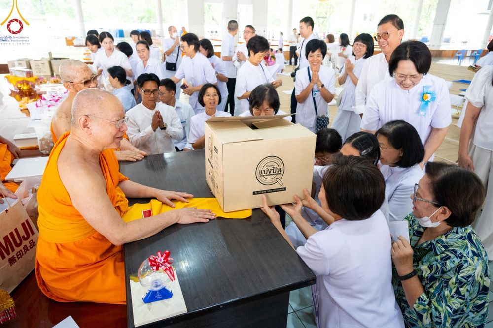 ภาพ No.212664:วันพฤหัสบดีที่ 20 มีนาคม พ.ศ. 2568 พิธีเจริญพระพุทธมนต์ เนื่องในอายุวัฒนมงคลครบ 74 ปี พระภาวนาธรรมวิเทศ วิ. (ภูเบศ ฌานาภิญโญ) ณ หอฉันคุณยายฯ วัดพระธรรมกาย