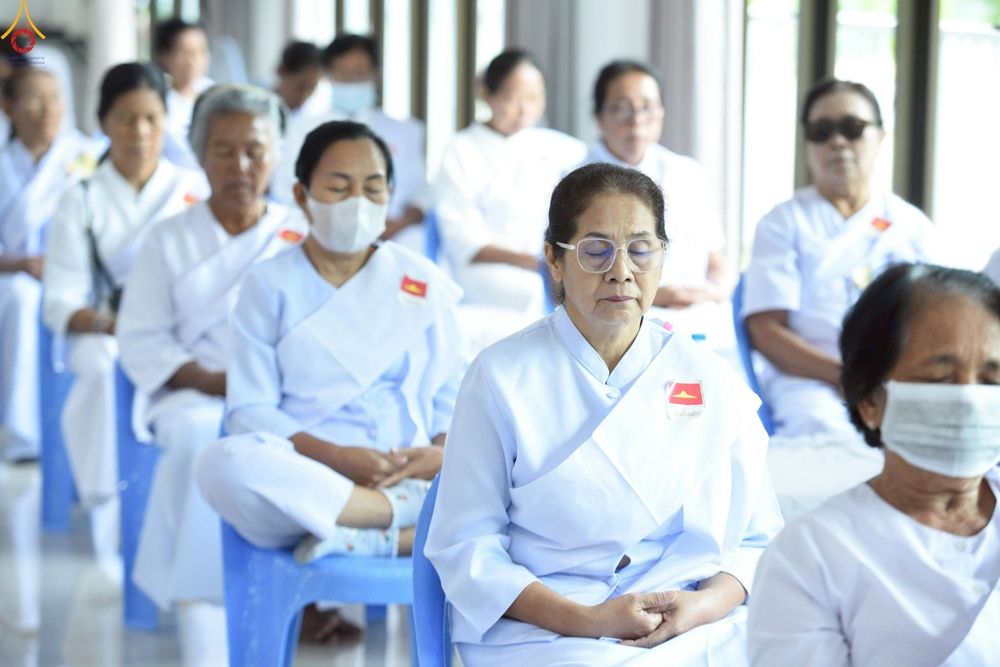 ภาพ No.246467:วันที่ 12-14 กันยายน พ.ศ. 2568 โครงการบวชอุบาสกแก้ว อุบาสิกาแก้ว รุ่นที่ 1 ผู้แทนทอดกฐินสามัคคีทั่วไทย 30,000 วัด จ.สระบุรี บูชาธรรม 81 ปี หลวงพ่อธัมมชโย ณ ศูนย์ปฏิบัติธรรมสระบุรี อ.พระพุทธบาท จ.สระบุรี