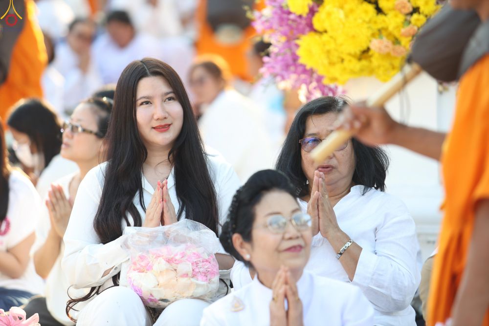 ภาพ No.295266:วันที่ 16 มกราคม พ.ศ. 2569 พิธีต้อนรับพระธรรมยาตรา อนุสรณ์สถานลำดับที่ 4 (ภาพชุดที่ 2) สถานที่เกิดด้วยกายธรรม ณ วัดโบสถ์บน ต.บางคูเวียง จ.นนทบุรี ในโครงการธรรมยาตรา กตัญญูบูชา มหาปูชนียาจารย์ พระมงคลเทพมุนี(สด จนฺทสโร) พระผู้ปราบมาร อนุสรณ์สถาน 7 แห่ง ปี