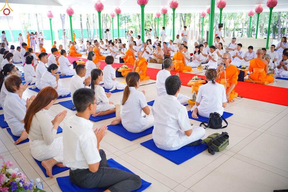 ภาพ No.328462:วันเสาร์ที่ 2 พฤษภาคม พ.ศ.2569 พิธีอุปสมบทสามเณรเตรียม DCI รุ่นที่ 23 ณ อุโบสถพระไตรปิฎก วัดพระธรรมกาย จังหวัดปทุมธานี