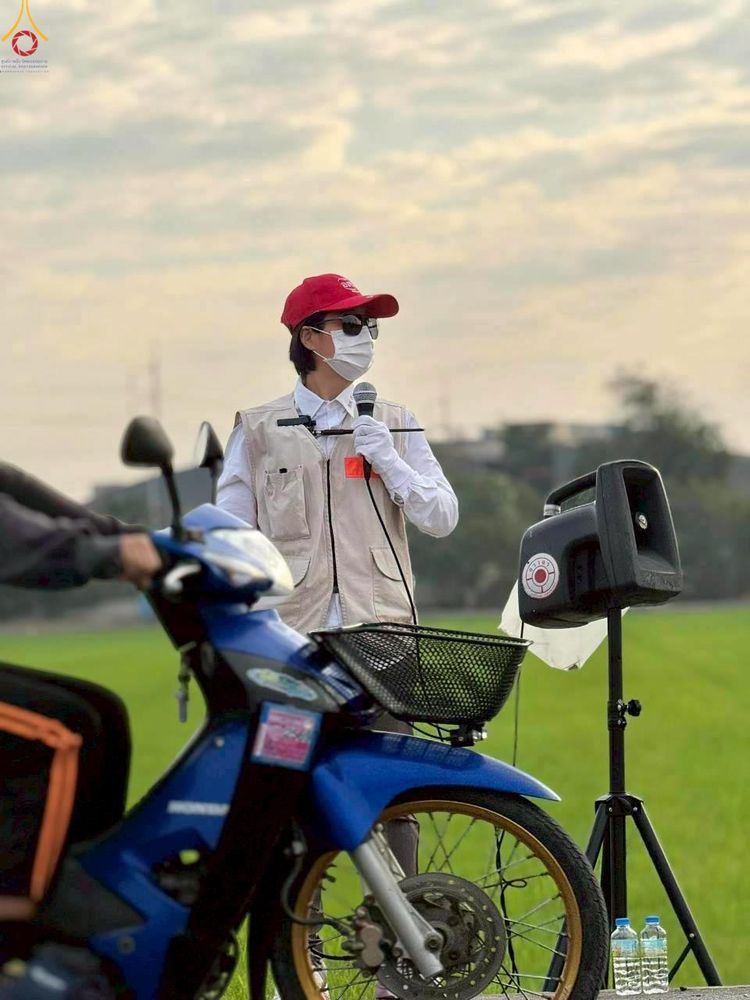 ภาพ No.306681:ภาพเบื้องหลังอาสาสมัครรวมใจ ชุดที่ 5 ในโครงการธรรมยาตรา กตัญญูบูชา มหาปูชนียาจารย์ พระมงคลเทพมุนี(สด จนฺทสโร) พระผู้ปราบมาร อนุสรณ์สถาน 7 แห่ง ปีที่ 14