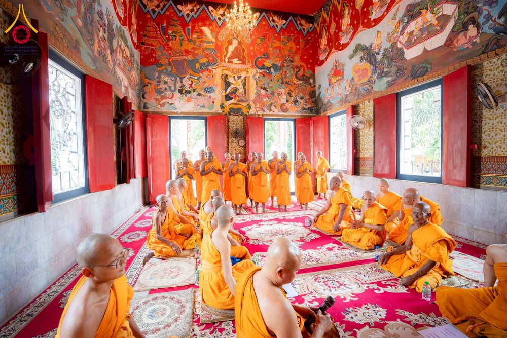 ภาพ No.278314:วันศุกร์ที่ 5 ธันวาคม พ.ศ. 2568 (วันพ่อแห่งชาติ) พิธีบรรพชาอุปสมบทหมู่ธรรมทายาท จำนวน 16 รูป โครงการบรรพชาอุปสมบทหมู่ รุ่นบูชาธรรมมหาปูชนียาจารย์ ประจำปี 2568  ณ ศูนย์ปฏิบัติธรรมและอบรมเยาวชนพระนครศรีอยุธยา จ.พระนครศรีอยุธยา