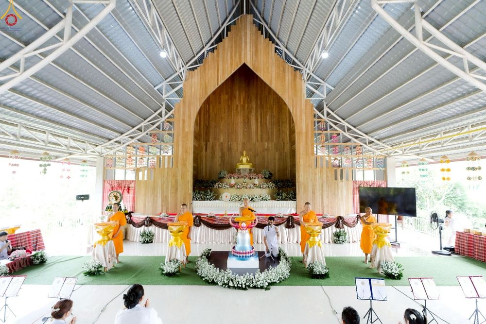 ภาพ No.234284:พิธีมุทิตาสักการะ "พระสิริรัตนเมธี" เจ้าคณะจังหวัดเลย ,พิธีถวายไทยธรรม ๙ วัด และพิธีทอดผ้าป่าเพื่อสร้างทุกสิ่ง  ในวาระทำบุญครบรอบ ๑๐ ปี ณ ศูนย์ปฏิบัติธรรมแก้วภูเรือ อ.ภูเรือ จ.เลย