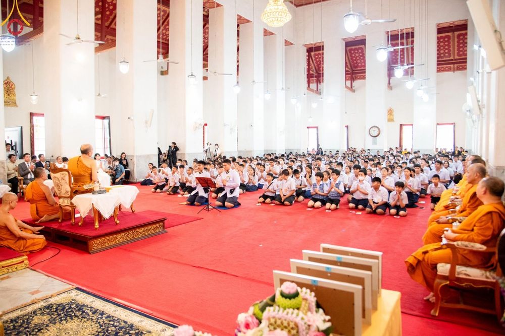 ภาพ No.184972:กิจกรรมวันรวมพลังเด็กดี V-Star ผู้นำฟื้นฟูศีลธรรมโลก กรุงเทพมหานคร ณ วัดมหาธาตุยุวราชรังสฤษฎิ์ราชวรมหาวิหาร กรุงเทพมหานคร ในวันที่ 13 ธันวาคม พ.ศ. 2567