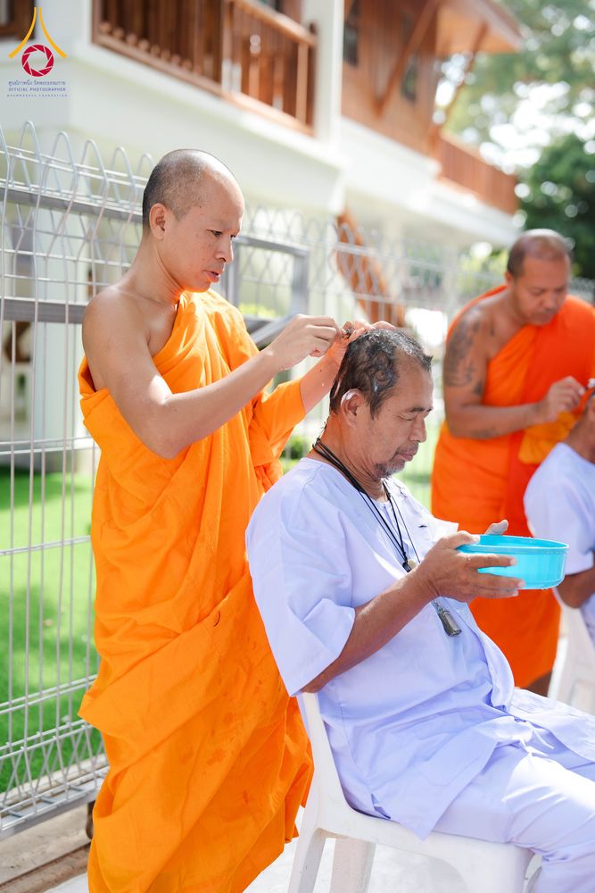 ภาพ No.341263:วันอาทิตย์ที่ 26 กรกฎาคม พ.ศ. 2569 ​โครงการอุปสมบทหมู่บูชาธรรมมหาปูชนียาจารย์ รุ่นที่ ๑ วัดกลางธนรินทร์ ต.บ้านแป้ง อ.พรหมบุรี จ.สิงห์บุรี
