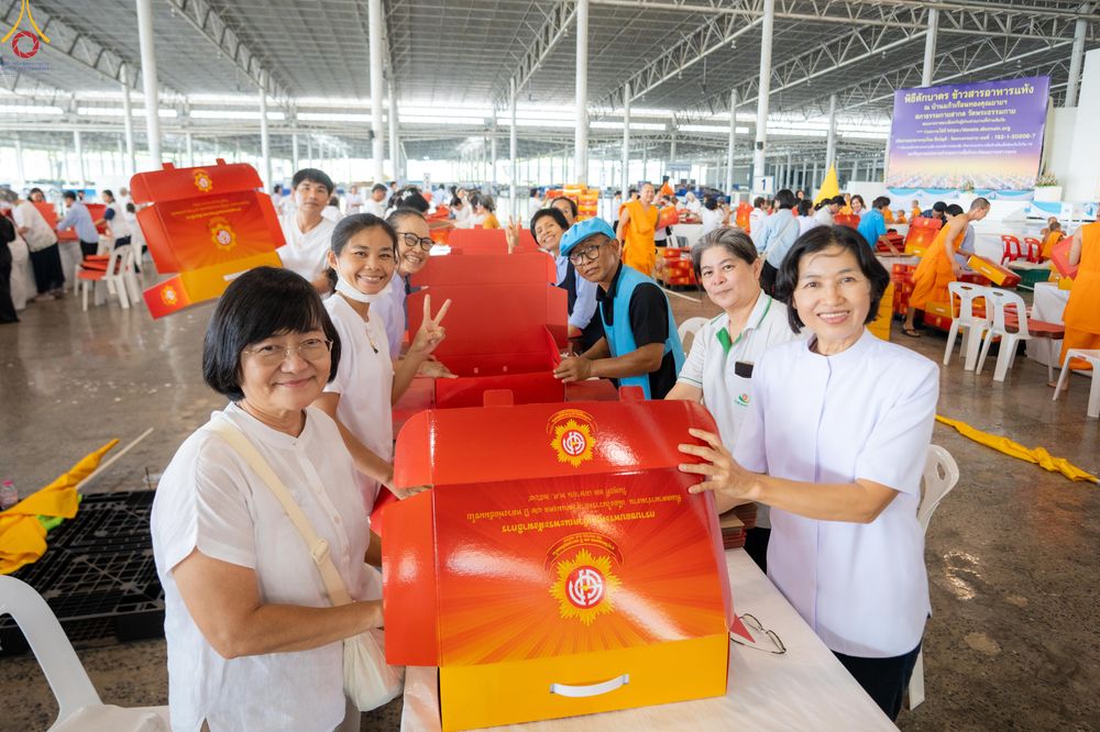 ภาพ No.316041:วันที่ 24 - 27 มีนาคม พ.ศ.2569 การเตรียมงานมหาสังฆทาน 40,000 กว่าวัดทั่วไทย วันคุ้มครองโลก 22 เมษายน พ.ศ.2569