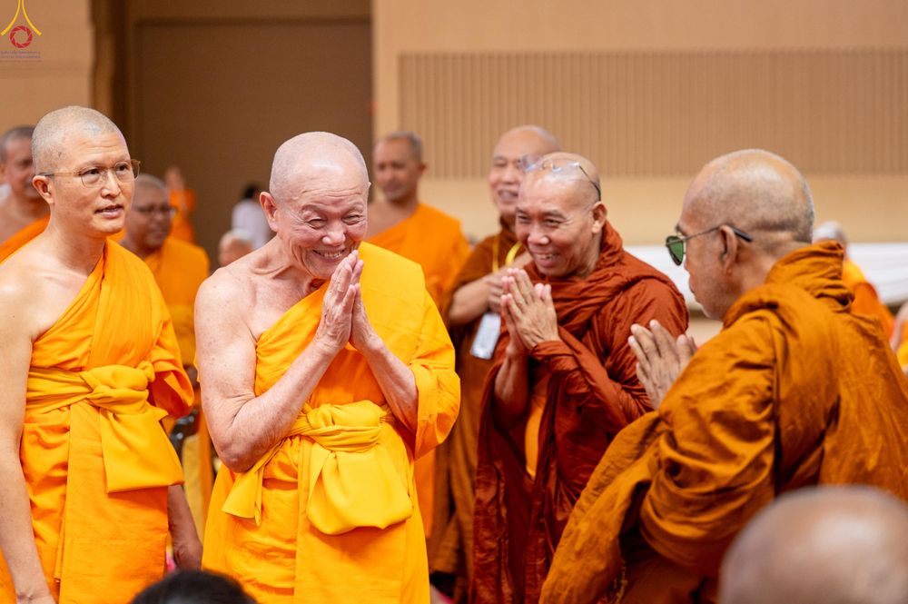 ภาพ No.311988:วันอังคารที่ 3 มีนาคม พ.ศ.2569 พิธีมอบโล่วัชรเกียรติยศ โครงการตอบปัญหาธรรมะทางก้าวหน้า ครั่งที่ 43, พิธีมอบโล่วัชรเกียรติยศ โครงการสอบตอบปัญหาศีลธรรม เพื่อสันติภาพโลก (World-Pec) ครั้งที่ 19 ณ สภาธรรมกายสากล วัดพระธรรมกาย