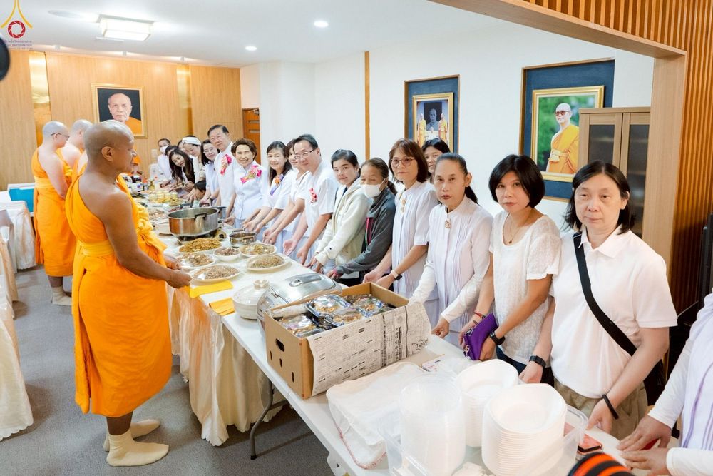 ภาพ No.261747:วันที่ 17 ตุลาคม พ.ศ. 2568 พิธีทอดกฐินวัดพระธรรมกายนางาโน่ ประเทศญี่ปุ่น  "เชื่อมสายบุญพระผู้ปราบมาร" บูชาธรรม 141 ปี พระมงคลเทพมุนี (สด จนฺทสโร)