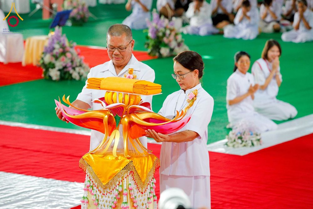 ภาพ No.265981:วันพุธที่ 5 พฤศจิกายน พ.ศ. 2568 (วันพระ ขึ้น 15 ค่ำ เดือน 12) พิธีทอดกฐิน ณ พุทธอุทยานนานาชาติ  อ.โพนพิสิย จ.หนองคาย