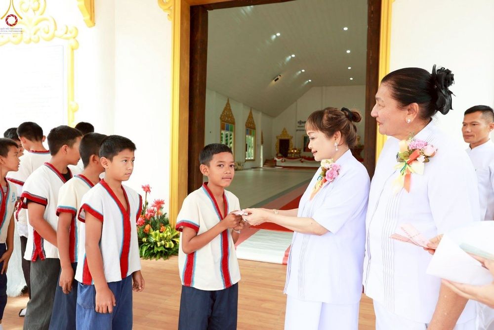 ภาพ No.271668:วันที่ 27 ตุลาคม พ.ศ. 2568 พิธีทอดกฐินสามัคคีทั่วไทย ณ วัดวังกอง ต.บ่อหลวง อ.ฮอด จ.เชียงใหม่ โดยคณะศิษยานุศิษย์ บูชาธรรม 81 ปี หลวงพ่อธัมมชโย