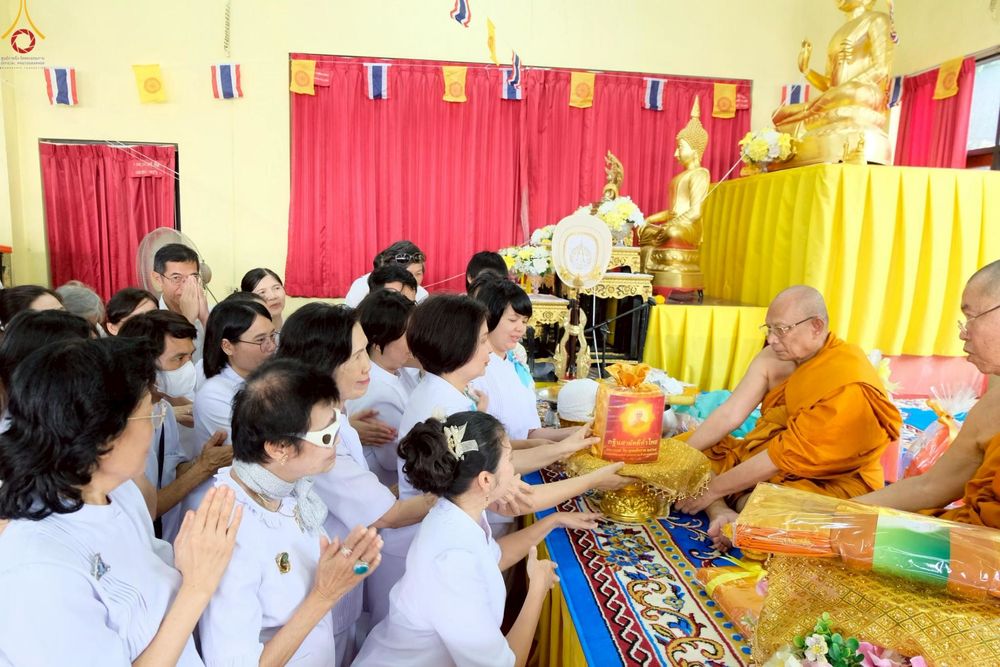 ภาพ No.254638:วันที่ 13 ตุลาคม พ.ศ. 2568 พิธีทอดกฐินสามัคคีทั่วไทย 30,000 วัด โดยคณะศิษยานุศิษย์ บูชาธรรม 81 ปี หลวงพ่อธัมมชโย ณ วัดจันทร์ใน แขวงบางคอแหลม เขตยานนาวา กรุงเทพมหานคร