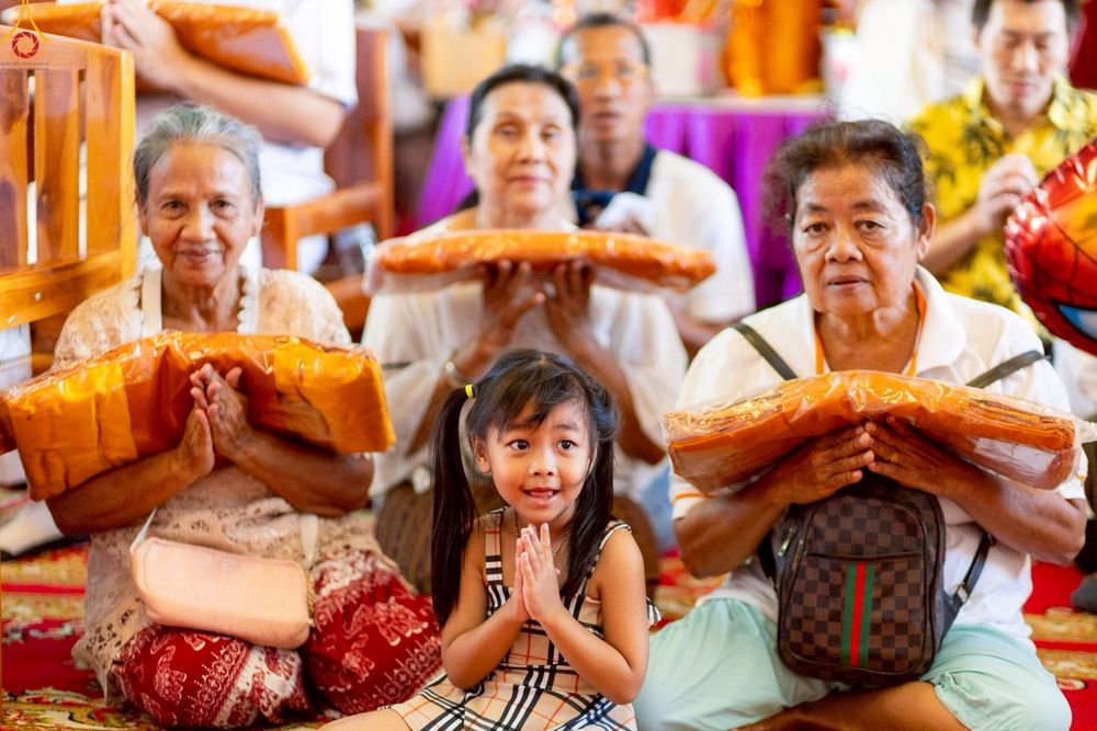 ภาพ No.264789:วันที่ 23 ตุลาคม พ.ศ. 2568 พิธีทอดกฐินสามัคคีทั่วไทย 30,000 วัด โดยคณะศิษยานุศิษย์ บูชาธรรม 81 ปี หลวงพ่อธัมมชโย ณ วัดอัยยิการาม อ.คลองหลวง จ.ปทุมธานี