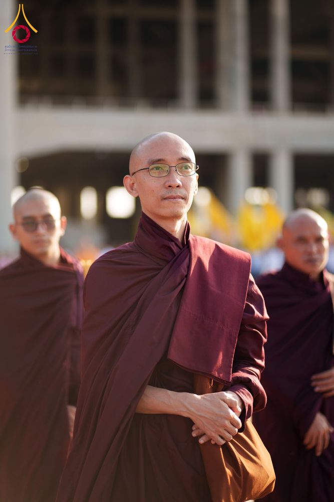 ภาพ No.178178:พิธีทอดผ้าป่าไทย-เมียนมา ครั้งที่ 7 วันอาทิตย์ที่ 1 ธันวาคม พ.ศ.2567 ณ สภาธรรมกายสากล  พระมหาธรรมกายเจดีย์ วัดพระธรรมกาย จ.ปทุมธานี