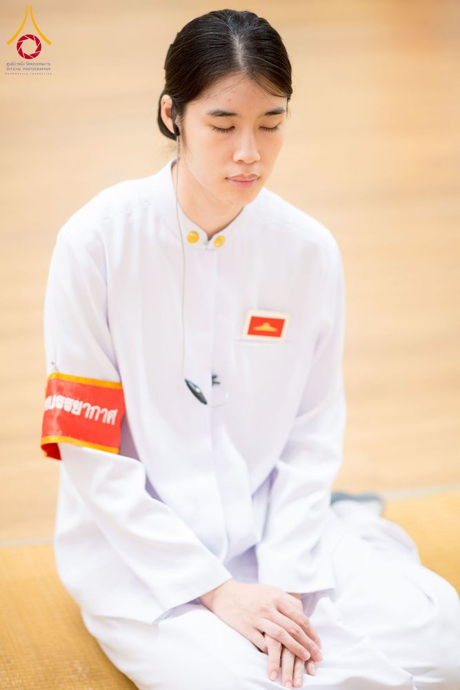 ภาพ No.270585:วันอาทิตย์ที่ 16 พฤศจิกายน พ.ศ. 2568 ถวายกองทุนโครงการอุปสมบทหมู่ 3,000 รูปทั่วไทย  รุ่นบูชาธรรมมหาปูชนียาจารย์ ณ ห้องแก้วสารพัดนึก 2 สภาธรรมกายสากล วัดพระธรรมกาย