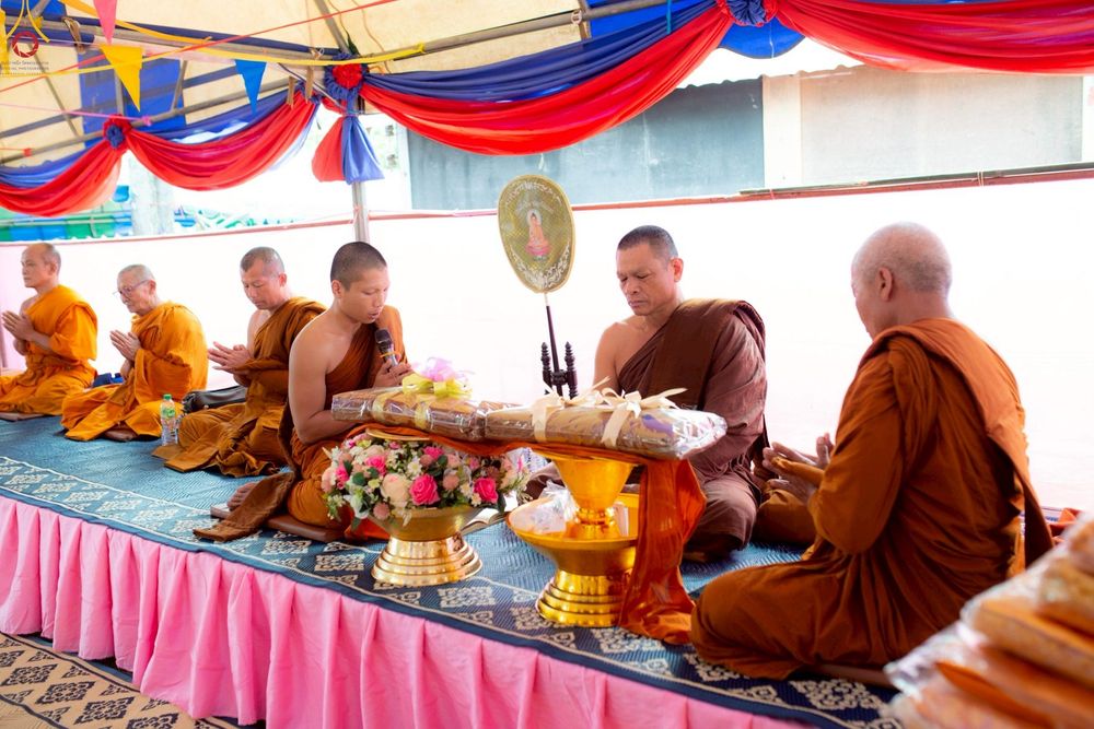 ภาพ No.271809:วันที่ 3 พฤศจิกายน พ.ศ. 2568 พิธีทอดกฐินสามัคคีทั่วไทย ณ วัดป่าพนังสลักได อ.หนองบัวแดง จ.ชัยภูมิ โดยคณะศิษยานุศิษย์ บูชาธรรม 81 ปี หลวงพ่อธัมมชโย