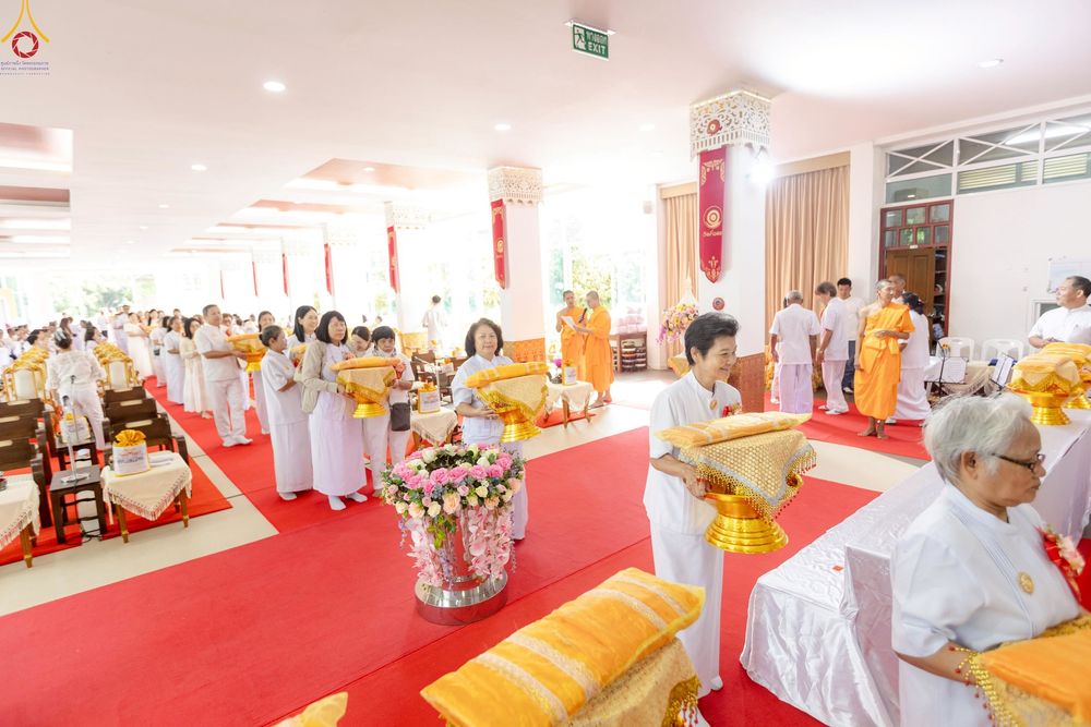 ภาพ No.260270:วันที่ 18 ตุลาคม พ.ศ. 2568 พิธีทอดกฐินสามัคคีทั่วไทย 30,000 วัด โดยคณะศิษยานุศิษย์ บูชาธรรม 81 ปี หลวงพ่อธัมมชโย ณ วัดกิ่วลม ต.บ่อหลวง อ.ฮอด จ.เชียงใหม่