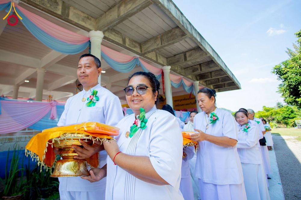 ภาพ No.274613:วันอาทิตย์ที่ 23 พฤศจิกายน พ.ศ. 2568 พิธีทอดผ้าป่าสามัคคี เพื่อระดมทุนสร้างกุฏิที่พักสามเณร ณ ศูนย์ปฏิบัติธรรมสวนผึ้ง จ.ราชบุรี