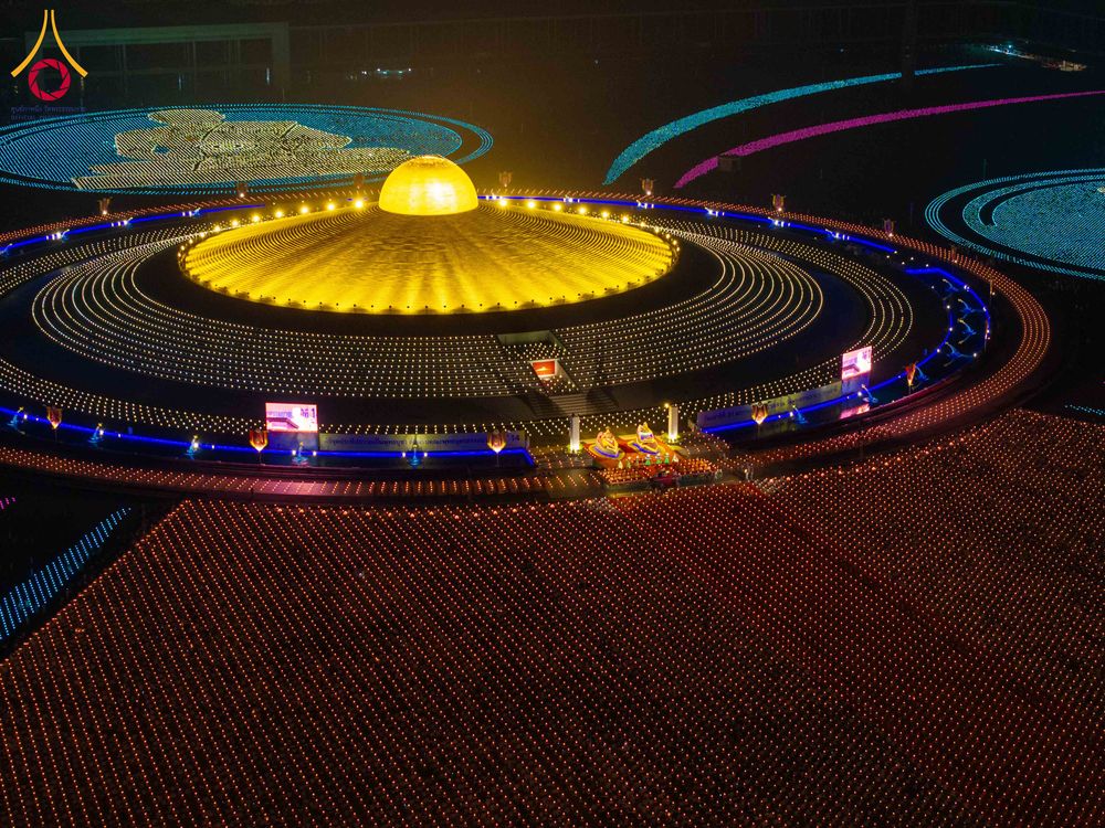 ภาพ No.307150:วันที่ 31 มกราคม พ.ศ. 2569  พิธีจุดประทีปธรรมถวายเป็นพุทธบูชา  และบูชาธรรมมหาปูชนียาจารย์ (ภาพชุดที่ 1) ณ วัดพระธรรมกาย ปทุมธานี ในโครงการธรรมยาตรา กตัญญูบูชา มหาปูชนียาจารย์ พระมงคลเทพมุนี(สด จนฺทสโร) พระผู้ปราบมาร อนุสรณ์สถาน 7 แห่ง ปีที่ 14