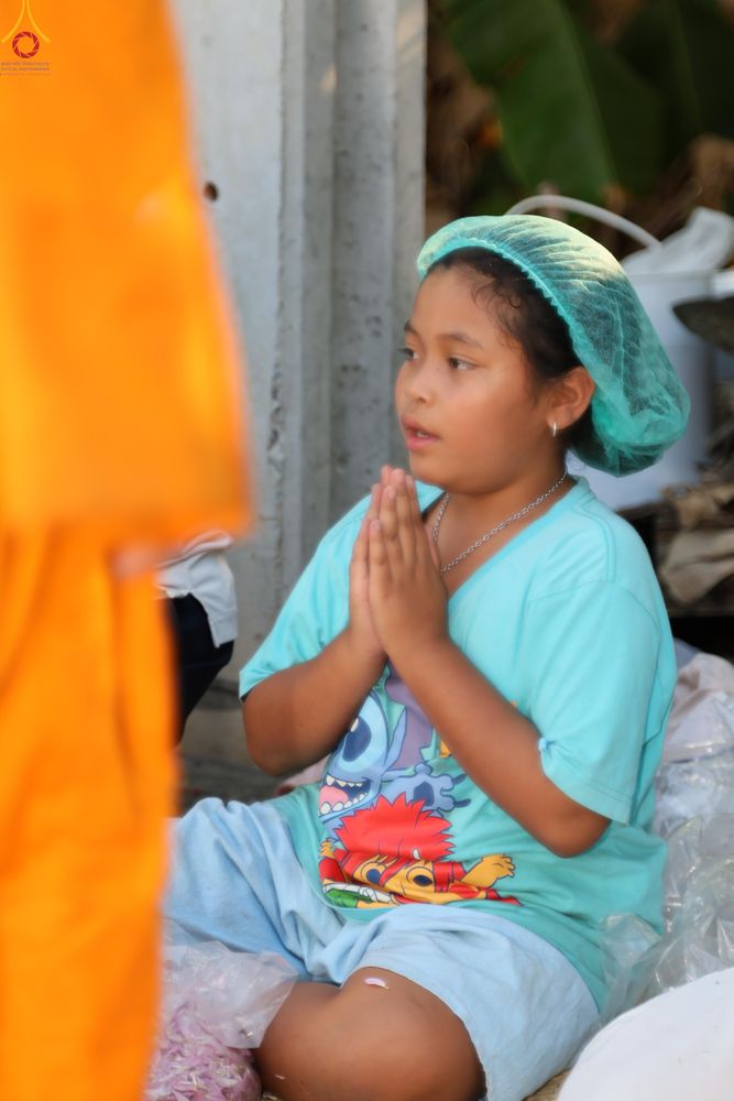 ภาพ No.295135:วันที่ 14 มกราคม พ.ศ. 2569 พิธีต้อนรับพระธรรมยาตรา อนุสรณ์สถานลำดับที่ 4  สถานที่เกิดด้วยกายธรรม ณ วัดโบสถ์บน ต.บางคูเวียง จ.นนทบุรี ในโครงการธรรมยาตรา กตัญญูบูชา มหาปูชนียาจารย์ พระมงคลเทพมุนี(สด จนฺทสโร) พระผู้ปราบมาร อนุสรณ์สถาน 7 แห่ง ปีที่ 14