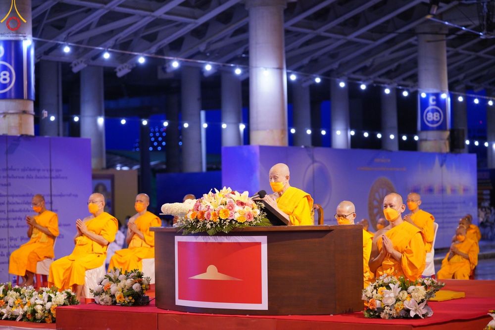 ภาพ No.48321:ประมวลภาพพิธีจุดประทีป เนื่องในวันอาสาฬหบูชา ประจำปี 2565
