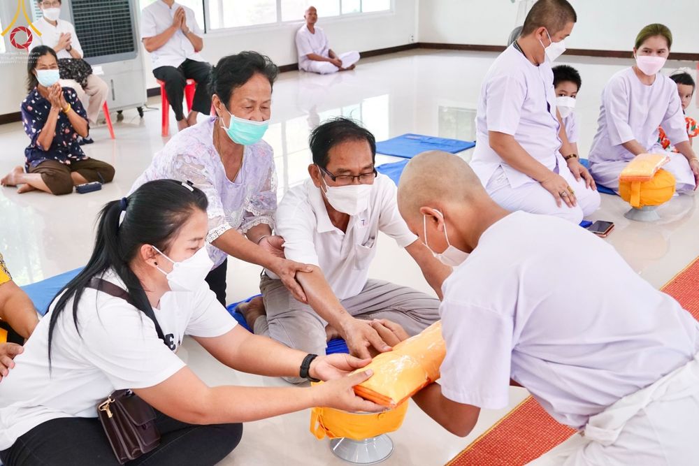 ภาพ No.45265:ประมวลภาพพิธีบรรพชา โครงการบรรพชาสามเณรฟื้นฟูพระพุทธศาสนาทั่วไทย ณ ธุดงคสถานบ้านหมี่ 