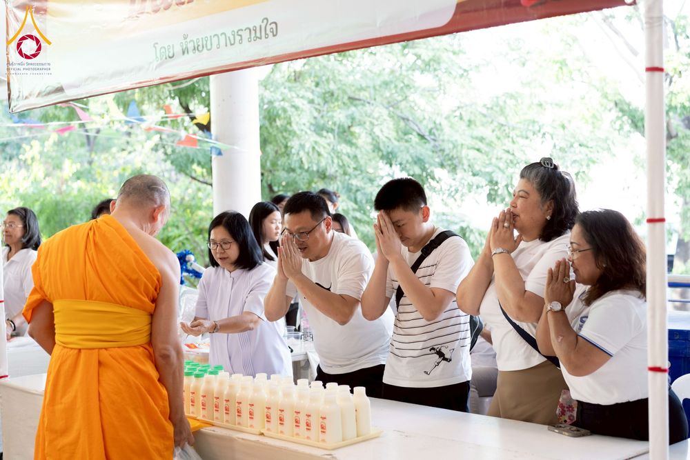 ภาพ No.273017:วันอาทิตย์ที่ 23 พฤศจิกายน พ.ศ.2568 พิธีมุทิตาสักการะ พระมหาเถระและพระเถระ ประจำปีพุทธศักราช 2568 ณ ห้องแก้วสารพัดนึก 2 สภาธรรมกายสากล  วัดพระธรรมกาย