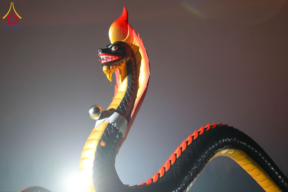 ภาพ No.299737:วันที่ 19 มกราคม พ.ศ.2569 พระธรรมยาตราปฏิบัติธรรมและถ่ายภาพหมู่ประวัติศาสตร์ ณ อนุสรณ์สถานลำดับที่ 5 สถานที่เผยแผ่วิชชาธรรมกายครั้งแรก  อนุสรณ์สถานบางปลาวัดบางปลา อ.บางเลน จ.นครปฐม ในโครงการธรรมยาตรา กตัญญูบูชา มหาปูชนียาจารย์ พระมงคลเทพมุนี(สด จนฺทสโร) 