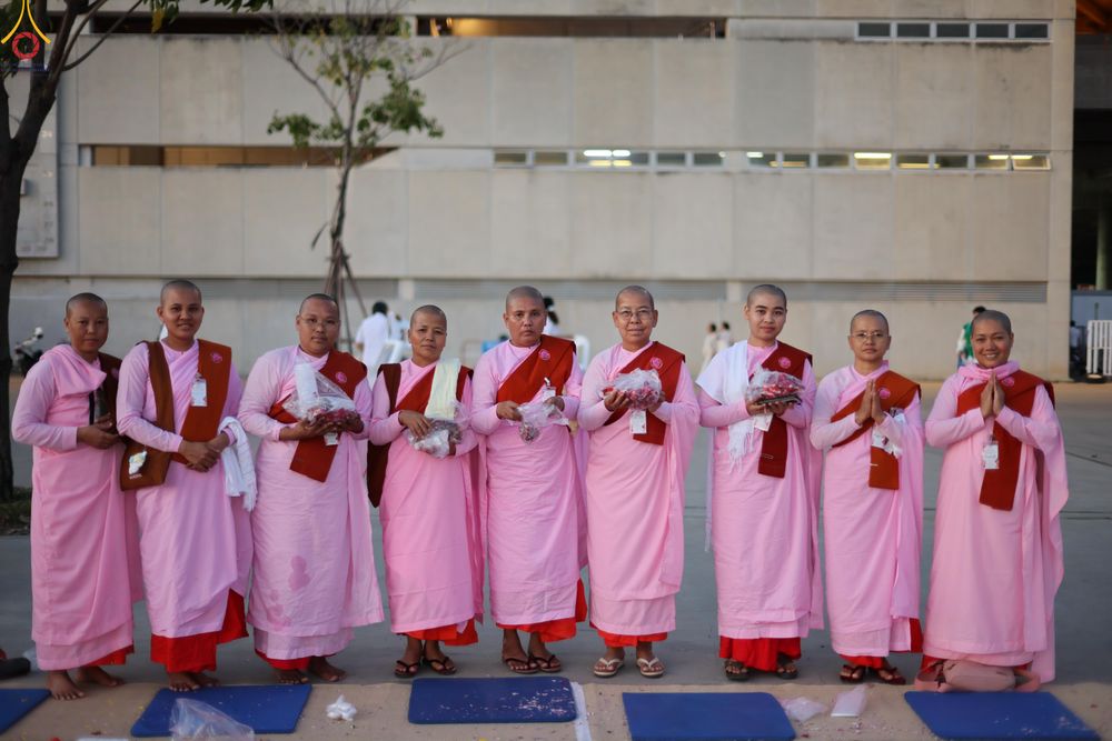 ภาพ No.287121:วันที่ 2 มกราคม พ.ศ.2569 พิธีต้อนรับพระธรรมยาตรา ครั้งที่ 1 (ภาพชุดที่ 2) ณ วัดพระธรรมกาย (วิหารหลวงปู่ - พระมหาธรรมกายเจดีย์)