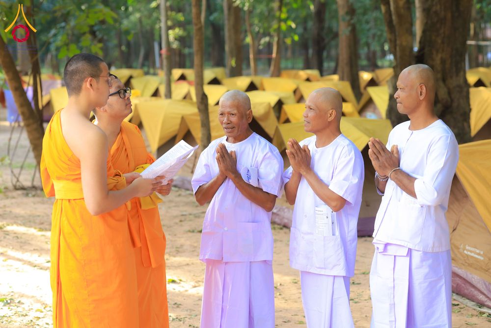 ภาพ No.285575:วันที่ 26-30  พฤศจิกายน พ.ศ. 2568  กิจกรรมสวดมนต์ นั่งสมาธิ ฟังธรรม ของนาคธรรมทายาท ในโครงการบวชบูชาธรรมมหาปูชนียาจารย์  ณ ศูนย์ปฏิบัติธรรมบุรีรัมย์ จ.บุรีรัมย์