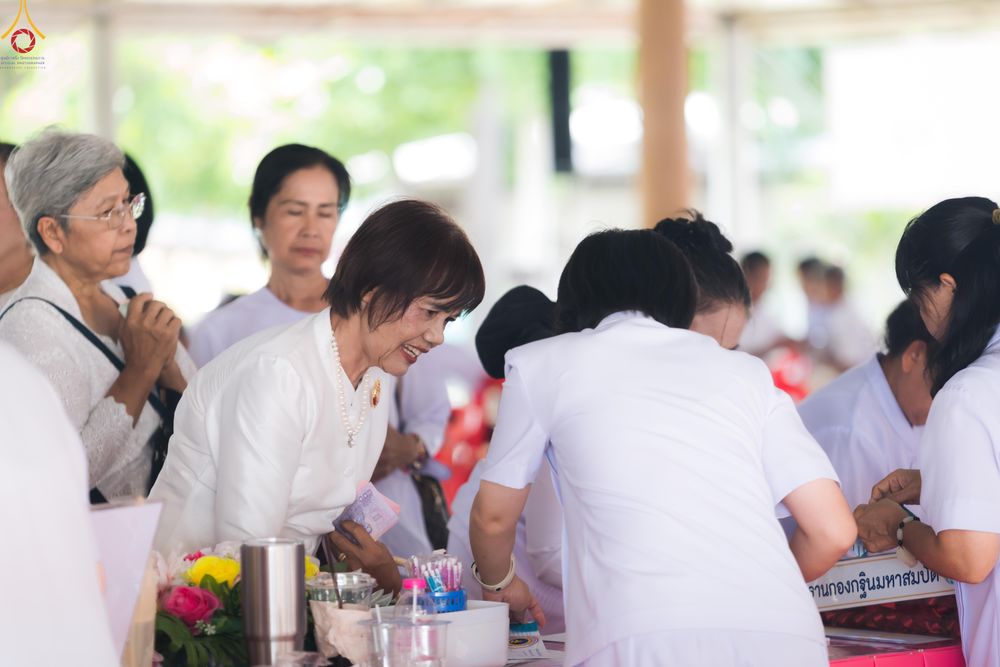 ภาพ No.331337:วันที่ 31 พฤษภาคม พ.ศ.2569 พิธีทอดผ้าป่าและตอกเสาเข็มมงคลต้นแรก องค์พระเจดีย์เพื่อสร้างสันติภาพโลก  ณ ธุดงคสถานพัฒนานิคม จังหวัดลพบุรี