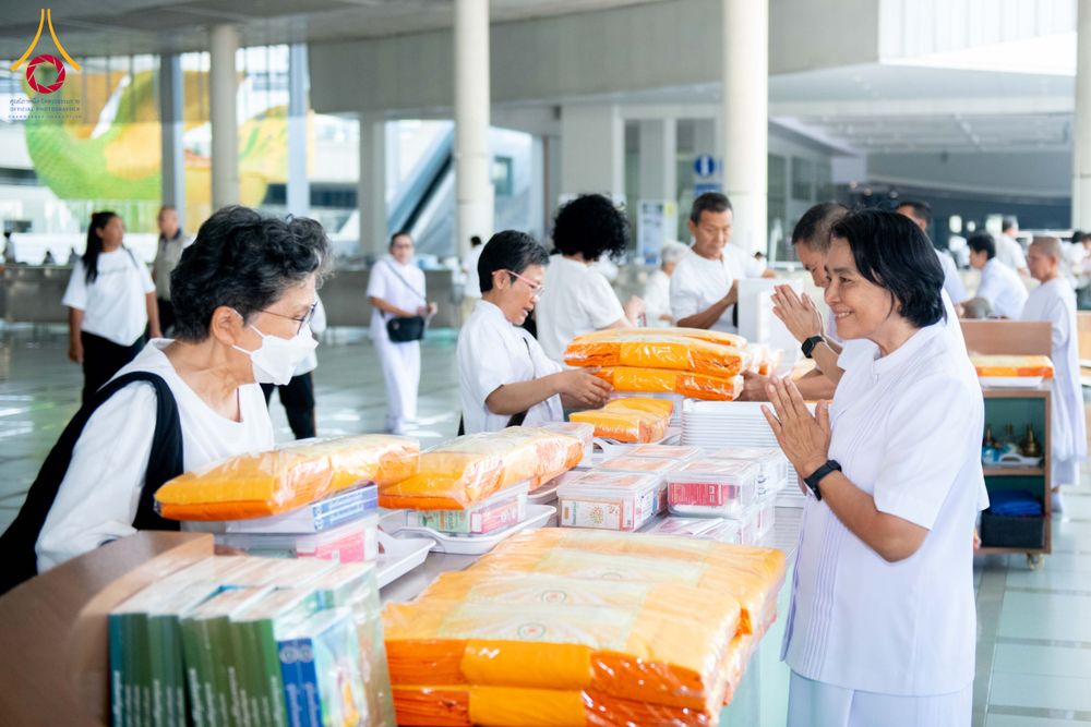 ภาพ No.322413:วันที่ 16 เมษายน พ.ศ.2569 พิธีบุพเปตพลี ครั้งที่ 181 ร่วมอุทิศบุญแด่หมู่ญาติที่ล่วงลับไปแล้ว และสืบทอดอายุพระพุทธศาสนา