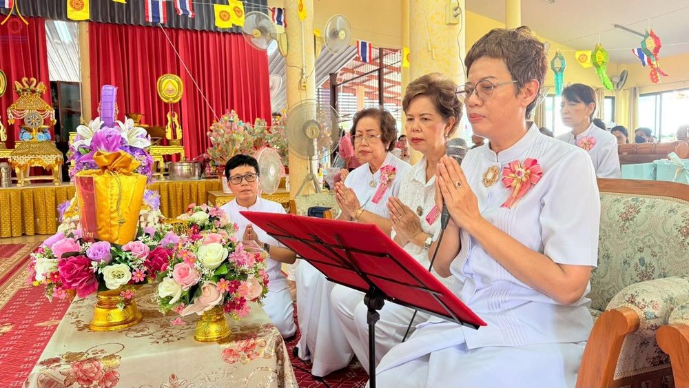 ภาพ No.282873:วันที่ 26 ตุลาคม พ.ศ.2568 พิธีทอดกฐินสามัคคีทั่วไทย 30,000 วัด  โดยคณะศิษยานุศิษย์ บูชาธรรม 81 ปี  หลวงพ่อธัมมชโย ณ วัดอัมพวนาราม อำเภอบ้านโป่ง จ. สระบุรี