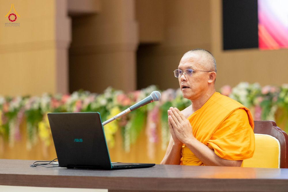 ภาพ No.350079:วันที่ 17-18 กันยายน พ.ศ. 2569 โครงการบรรพชาพัฒนาคุณธรรม จริยธรรม สำหรับนักเรียนนายสิบตำรวจ (นสต.) รุ่นที่ 16 ศูนย์ฝึกอบรมตำรวจภูธรภาค 1  ได้จัดกิจกรรม ณ สภาธรรมกายสากล ห้องแก้ว2